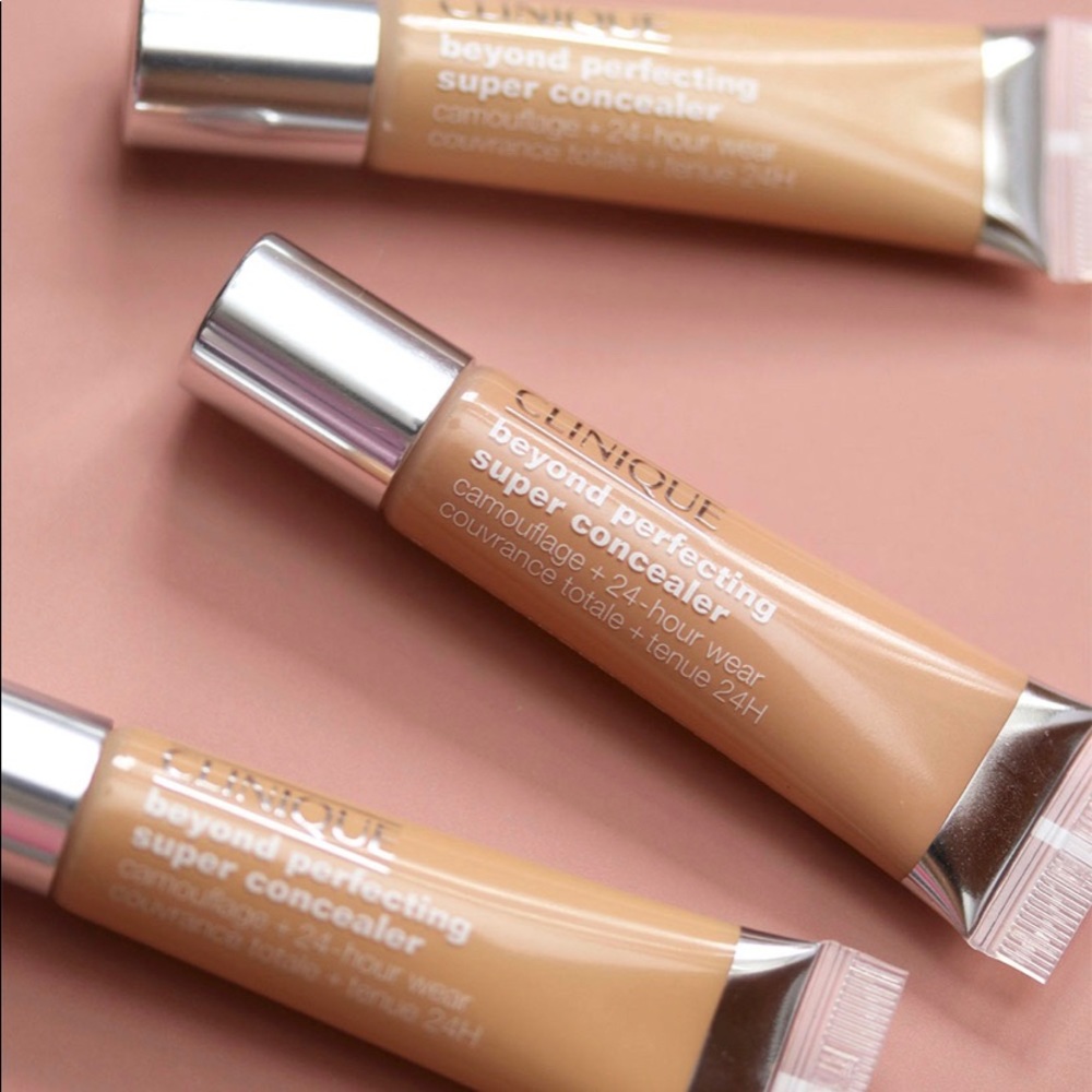 Clinique Beyond Perfecting Concealer Camouflage + 24 hr Wear